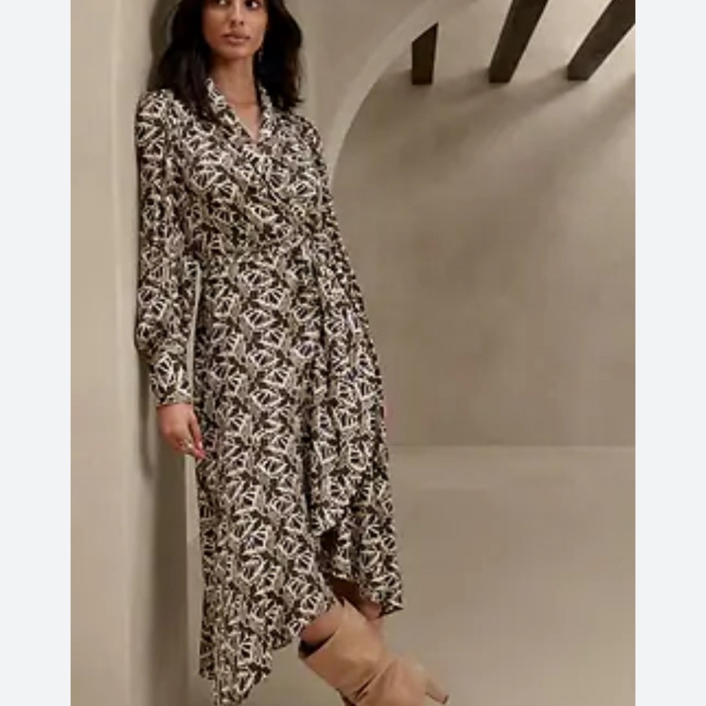 Banana Republic Wrap Maxi Dress in Fall Print